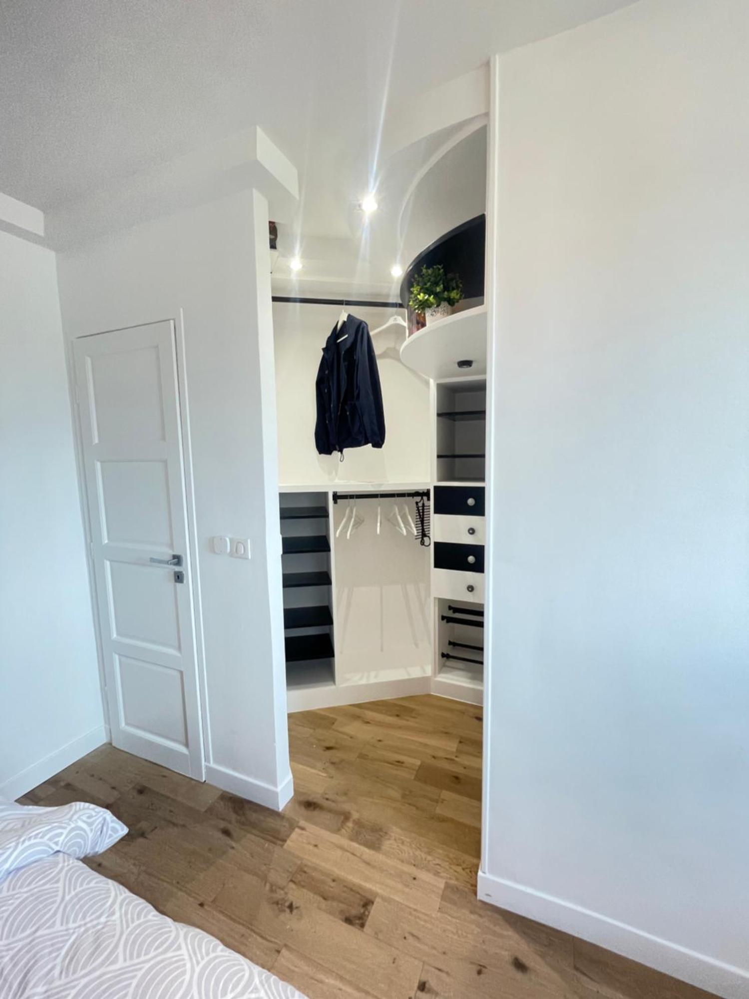 Superbe Appartement Haussmannien Suspendu Paris Exterior foto